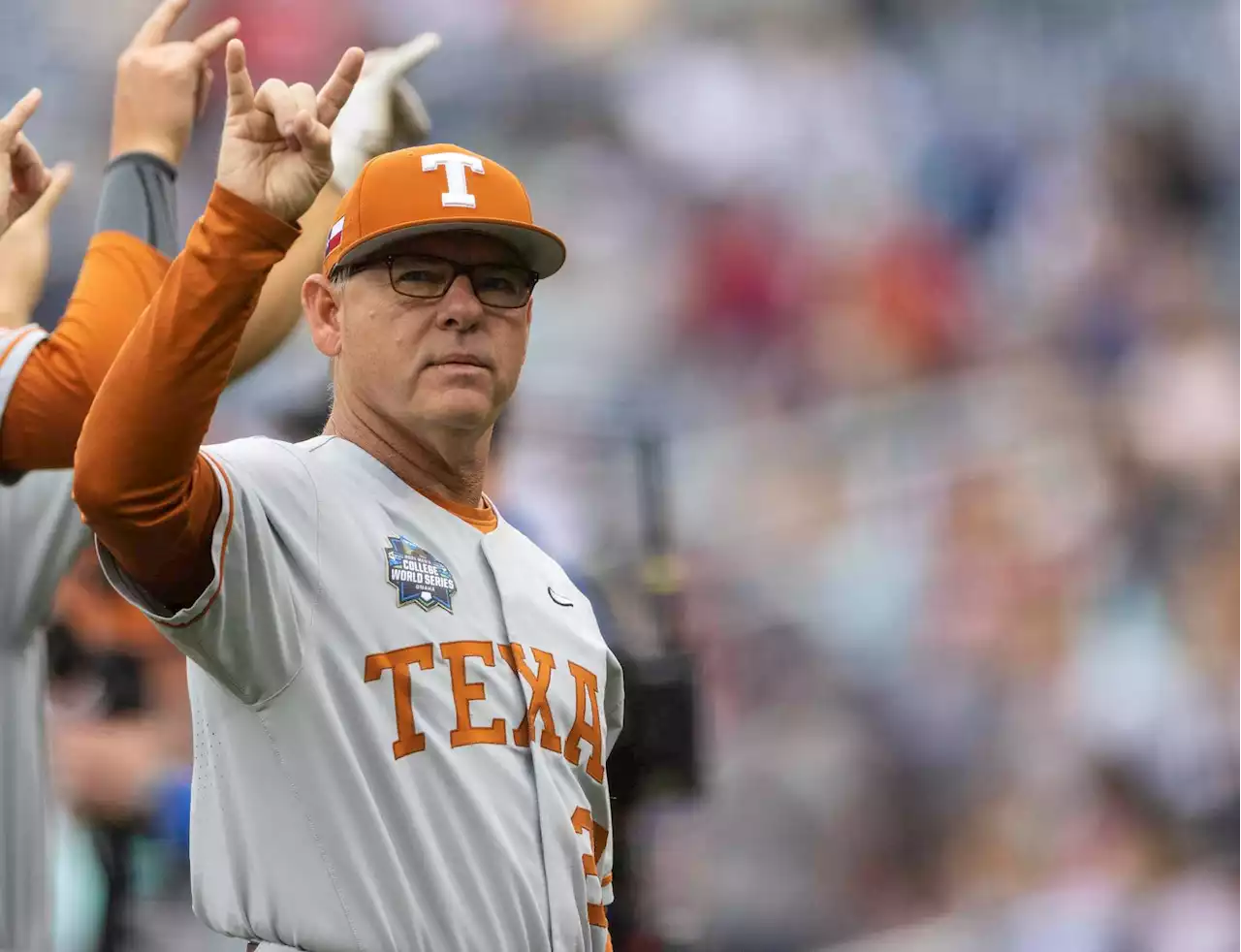 No. 1 Texas tops 6-team field for Shriners Children’s College Classic