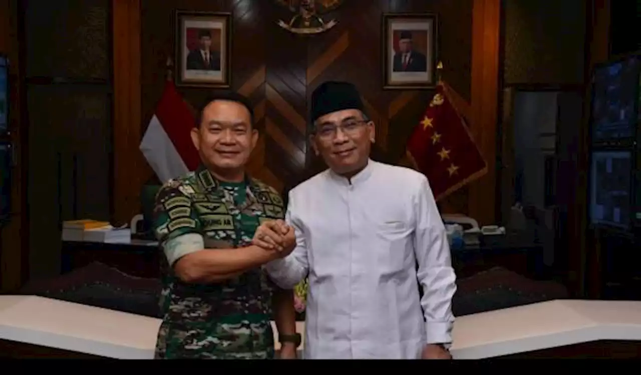 Ketua PBNU Gus Yahya Temui KSAD Jenderal Dudung, TNI AD akan Latih GP Ansor dan Banser NU