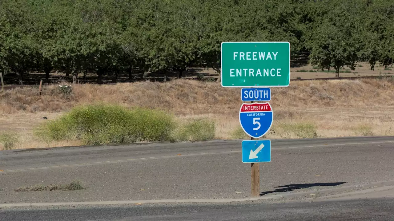 4 Family Members Killed in Central California Highway Crash