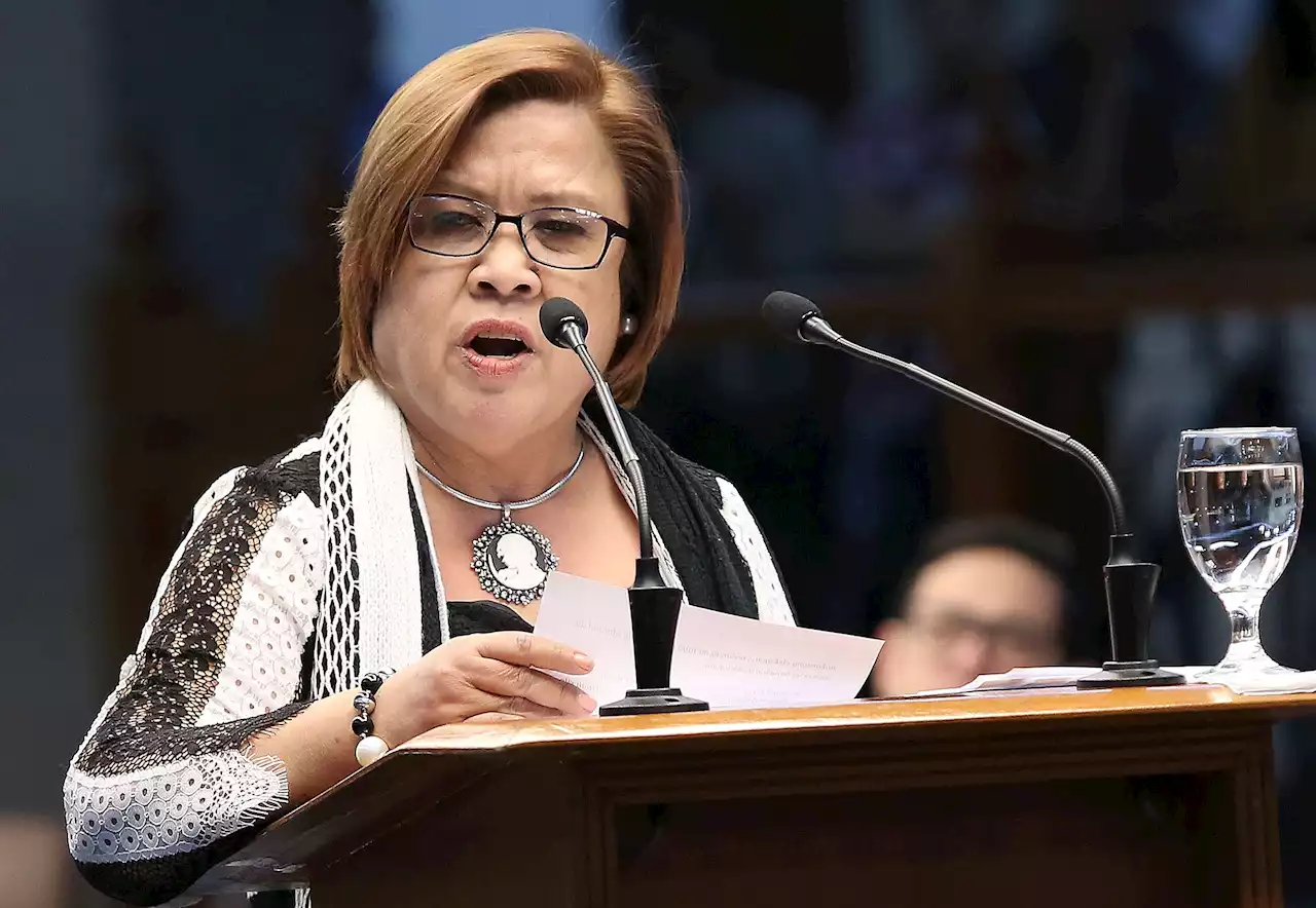 ‘No basis, doubtful’: De Lima hits Calida’s attack vs Rappler, Comelec