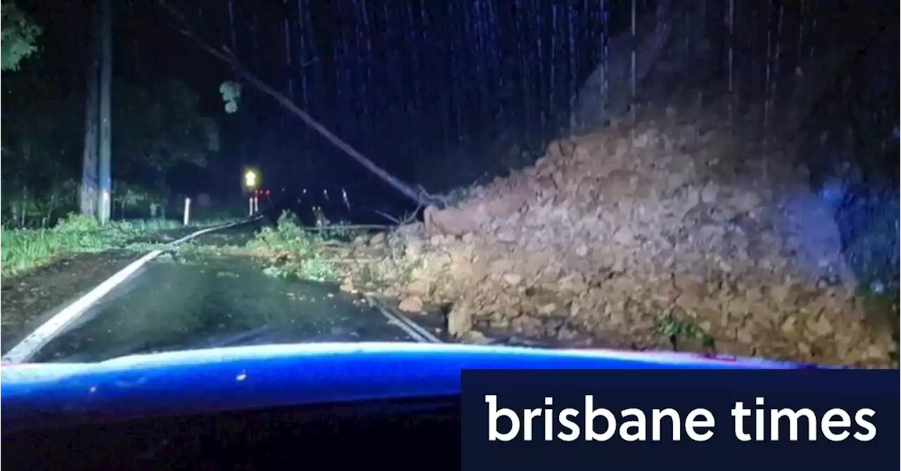 Work to clear landslips, hazards on road to mountain getaways