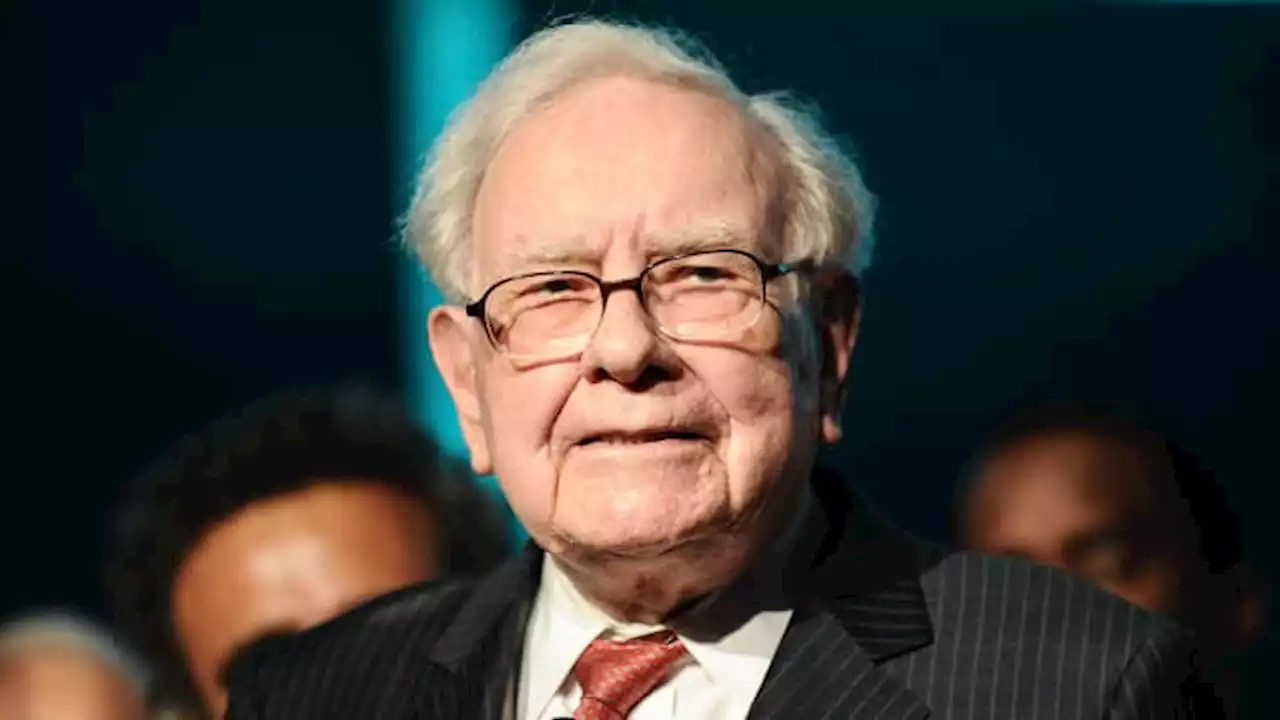 Berkshire Hathaway reveals $5 billion stake in oil giant Occidental Petroleum