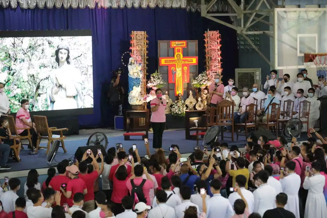 In Bulacan, Robredo asks the clergy: ‘Join us in fighting demons’