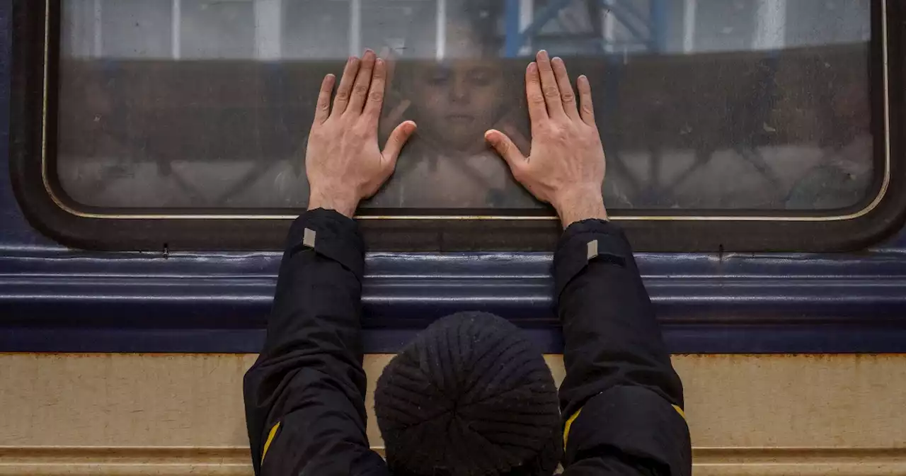 'Heartbreaking to watch': Scenes from the Ukrainian exodus