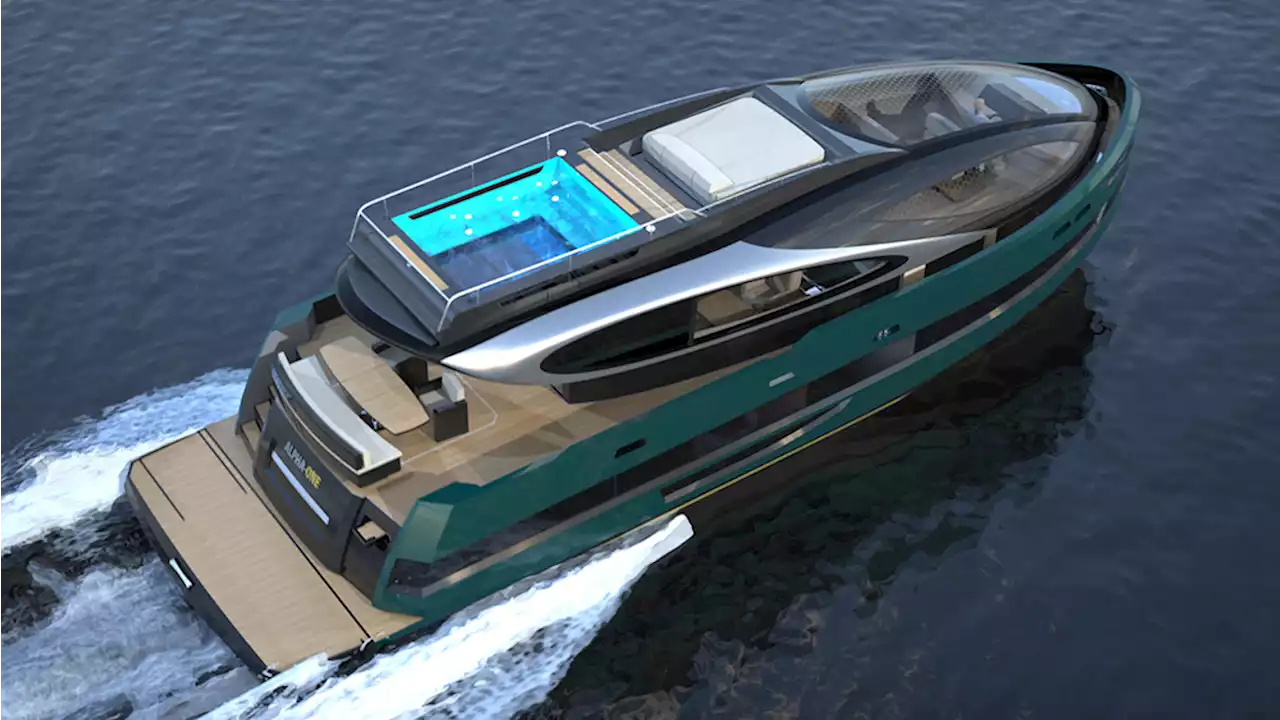 Forget a Crow’s Nest. This 60-Foot Yacht Has a Rooftop Hot Tub With 360-Degree Views.