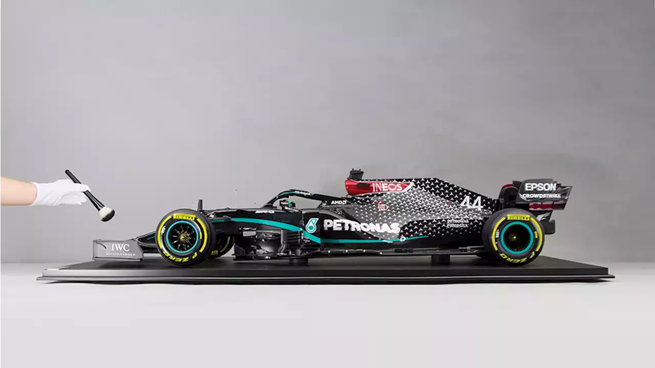How These Model Makers Painstakingly Replicate Formula 1 Cars for Your Home
