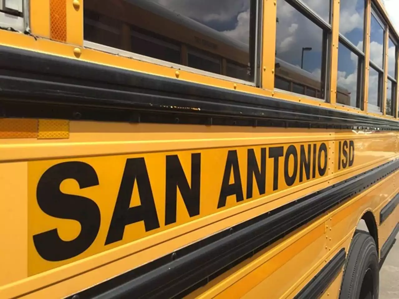 San Antonio ISD to host 'critical needs' jobs fair, promises to hire some types of teachers on the spot