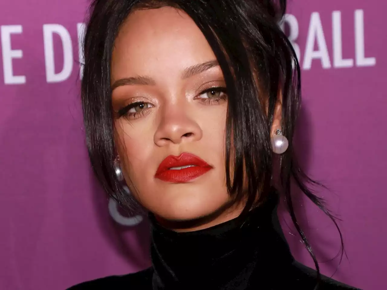 Rihanna Makes Rare Instagram Post Showing Off Her Baby Bump & Jaw-Dropping Jumpsuit