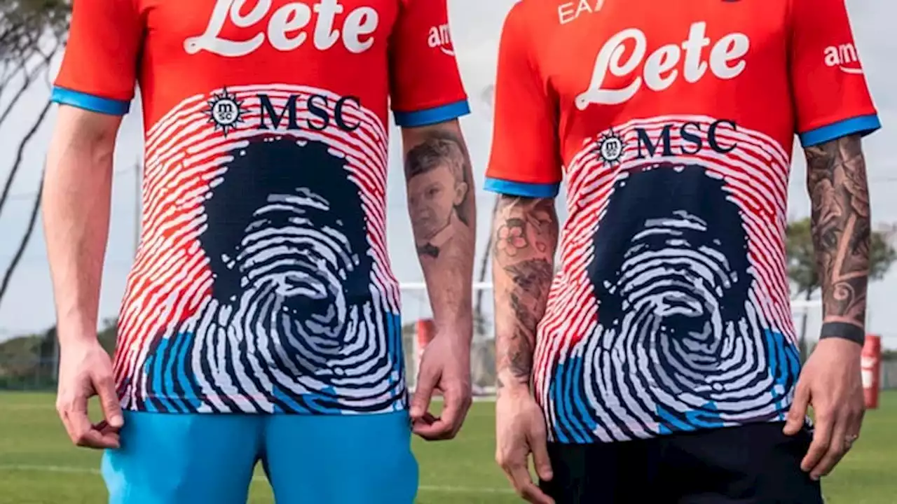 La decisión de Napoli con la nueva camiseta de Maradona que involucra a Ucrania - TyC Sports