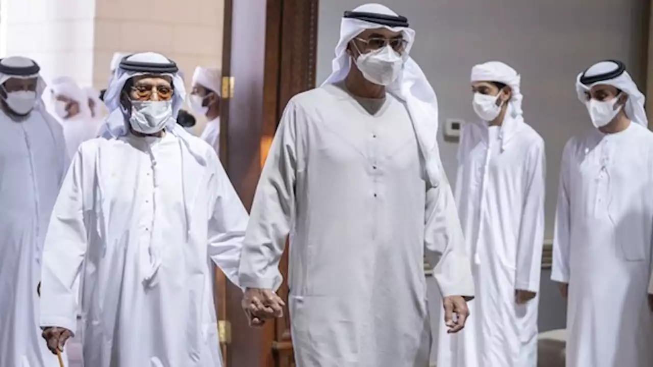 محمد بن زايد يعزي طحنون بن محمد بوفاة عائشة بنت محمد آل نهيان
