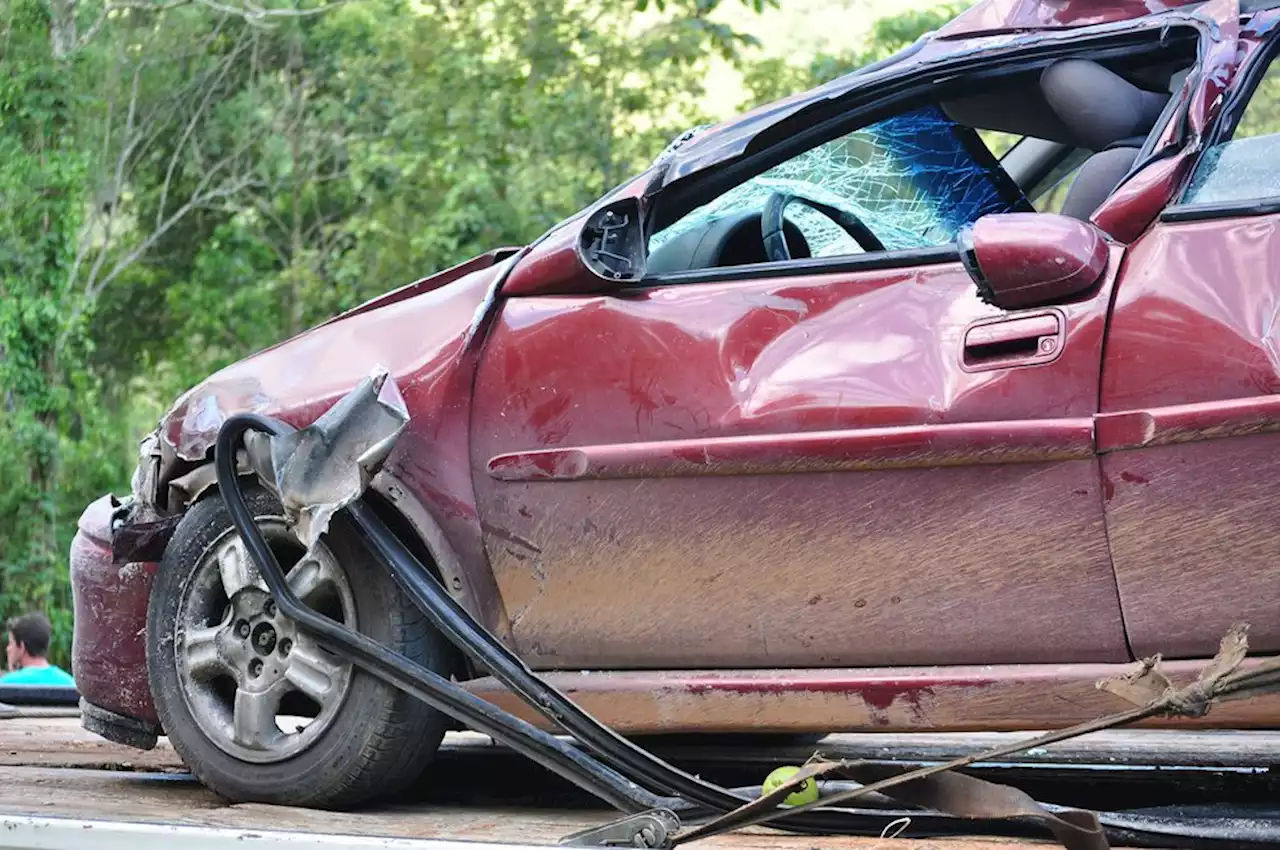 There were fewer drivers on the road during the pandemic, so why did traffic deaths increase?