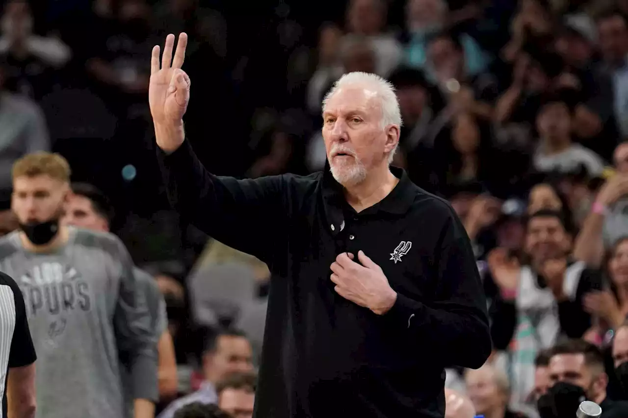 Borrego still leans on Popovich for advice