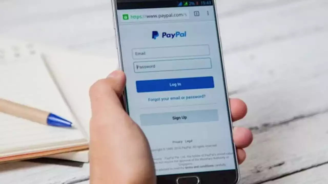 Sueldo en dólares: así podés retirar los billetes desde PayPal