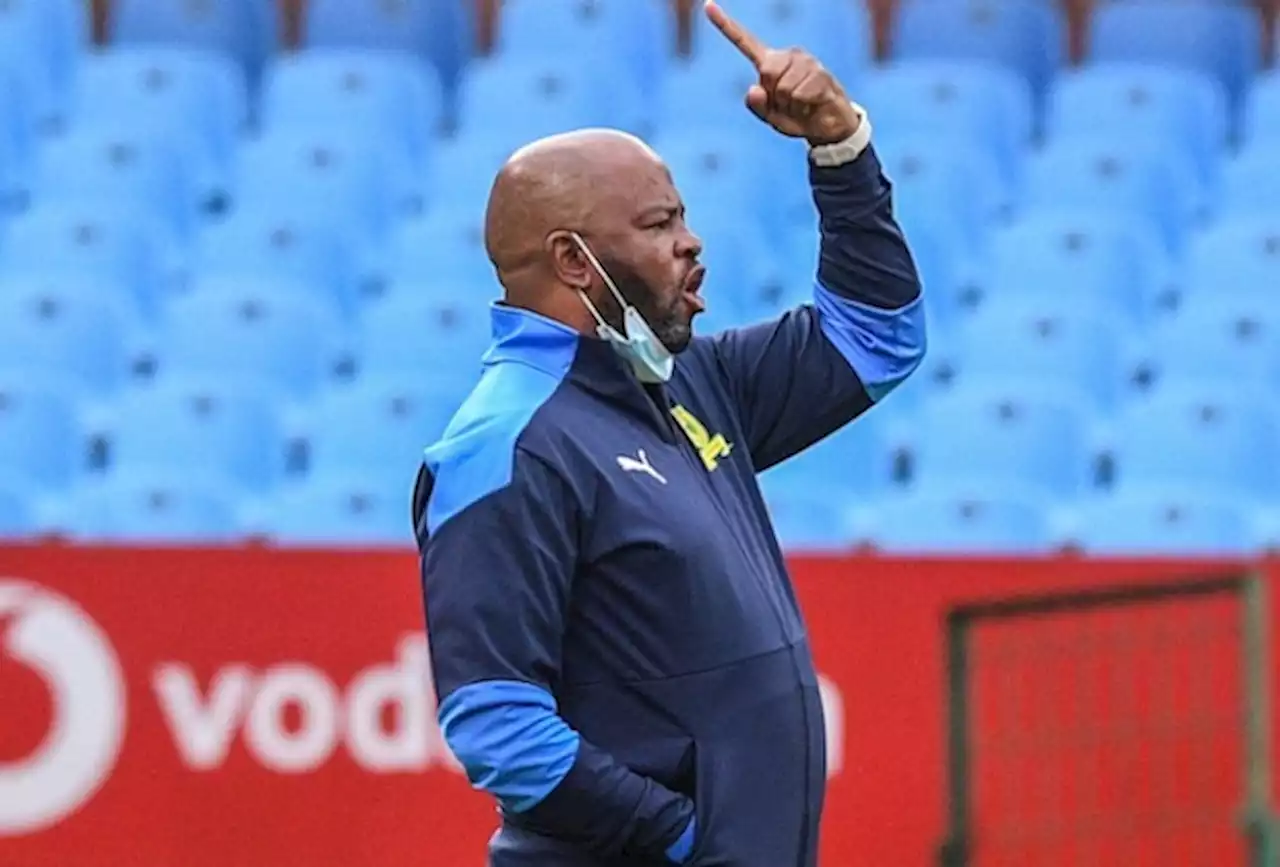 Manqoba Mngqithi hits out at refereeing in the defeat to Maritzburg United