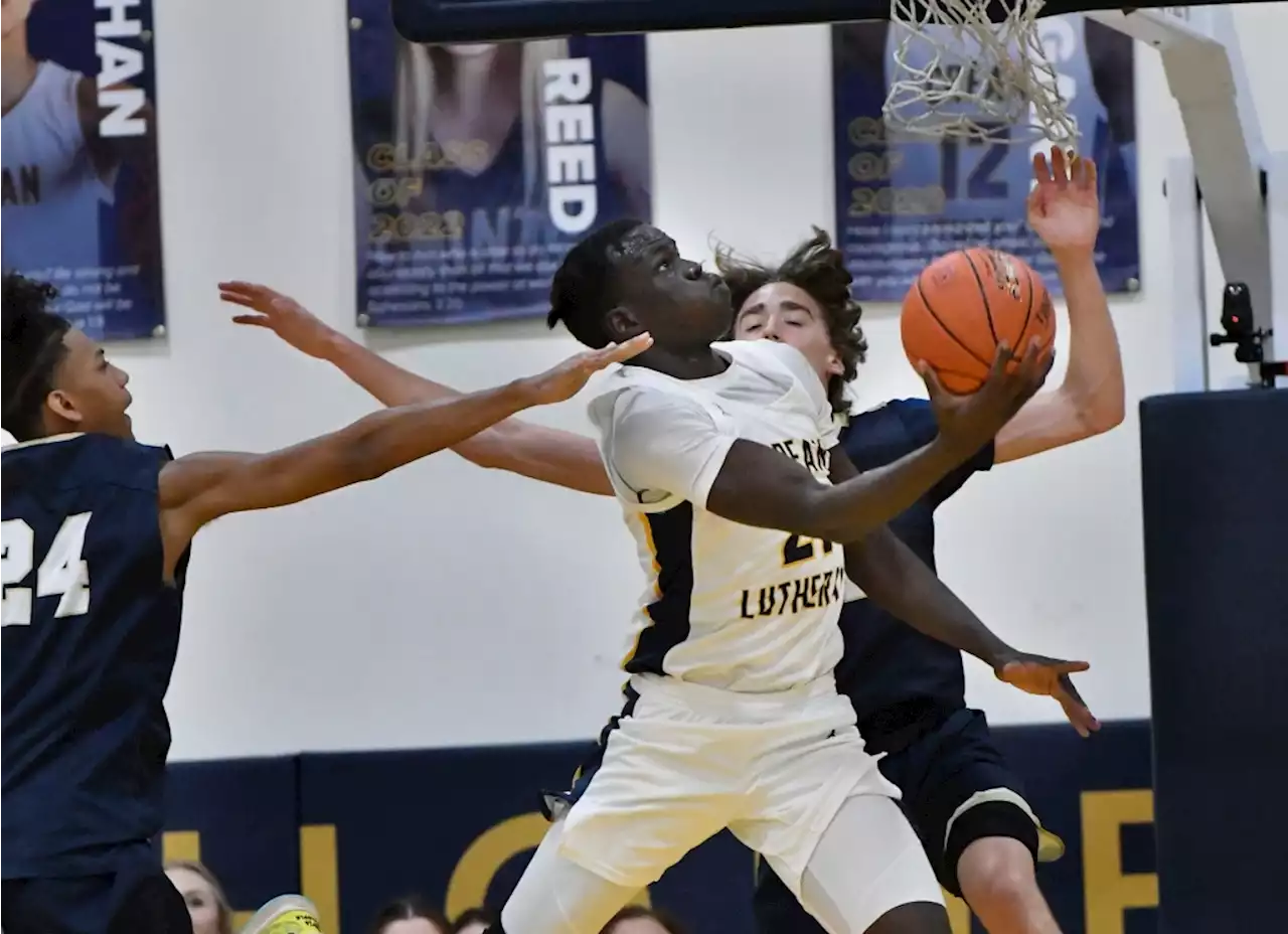 Crean Lutheran boys basketball stops Notre Dame, advances to Div. I regional final