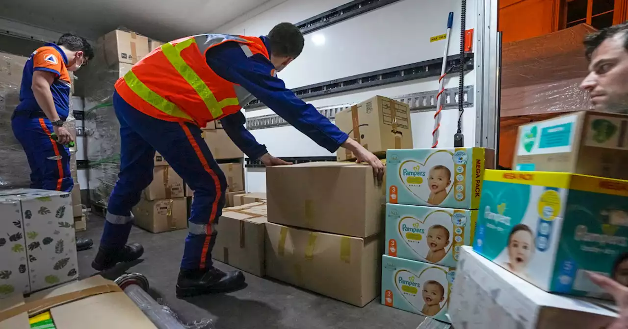 Charities struggle to send humanitarian aid into Ukraine