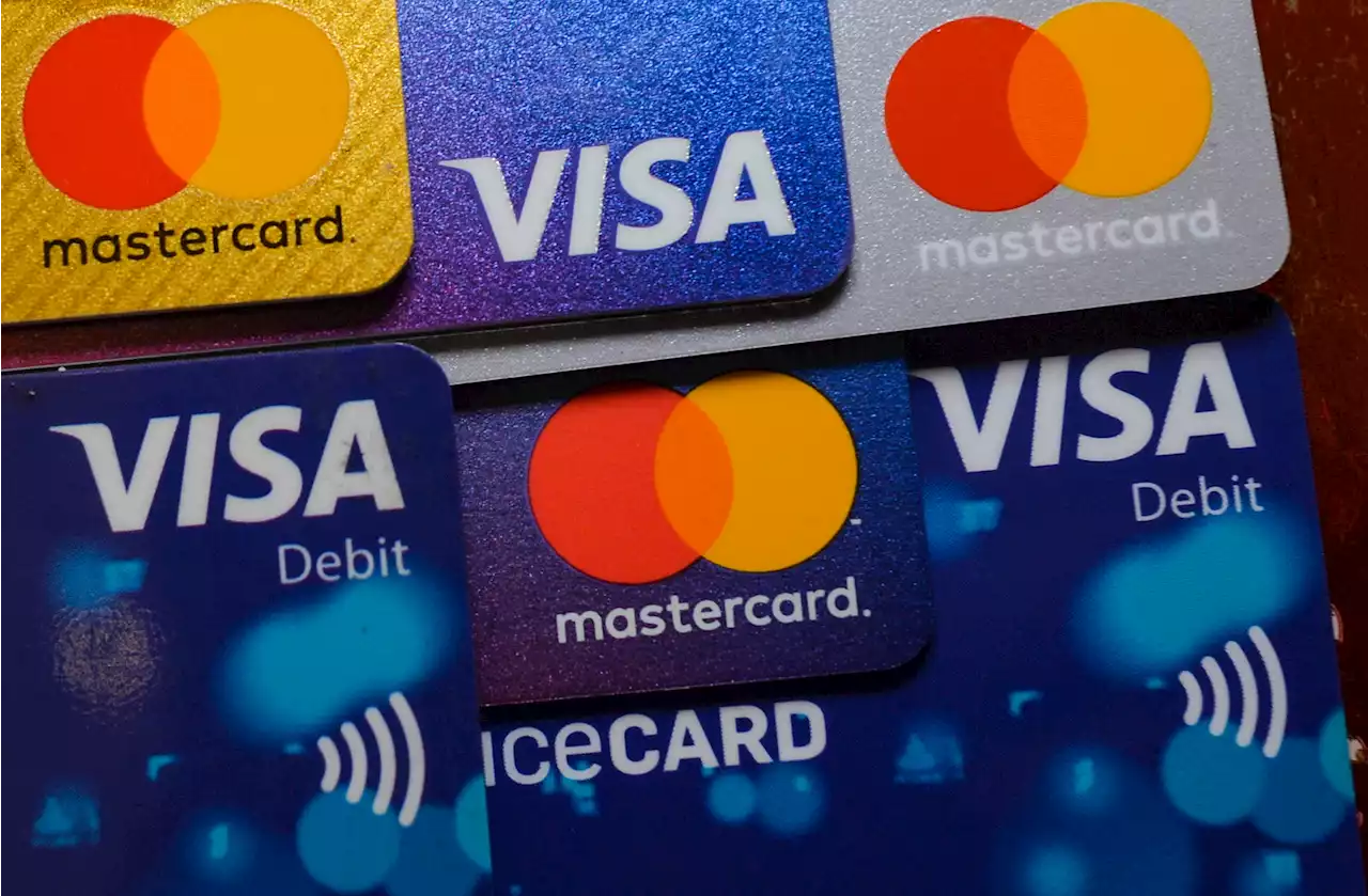 Mastercard, Visa Suspend Operations in Russia After Invasion