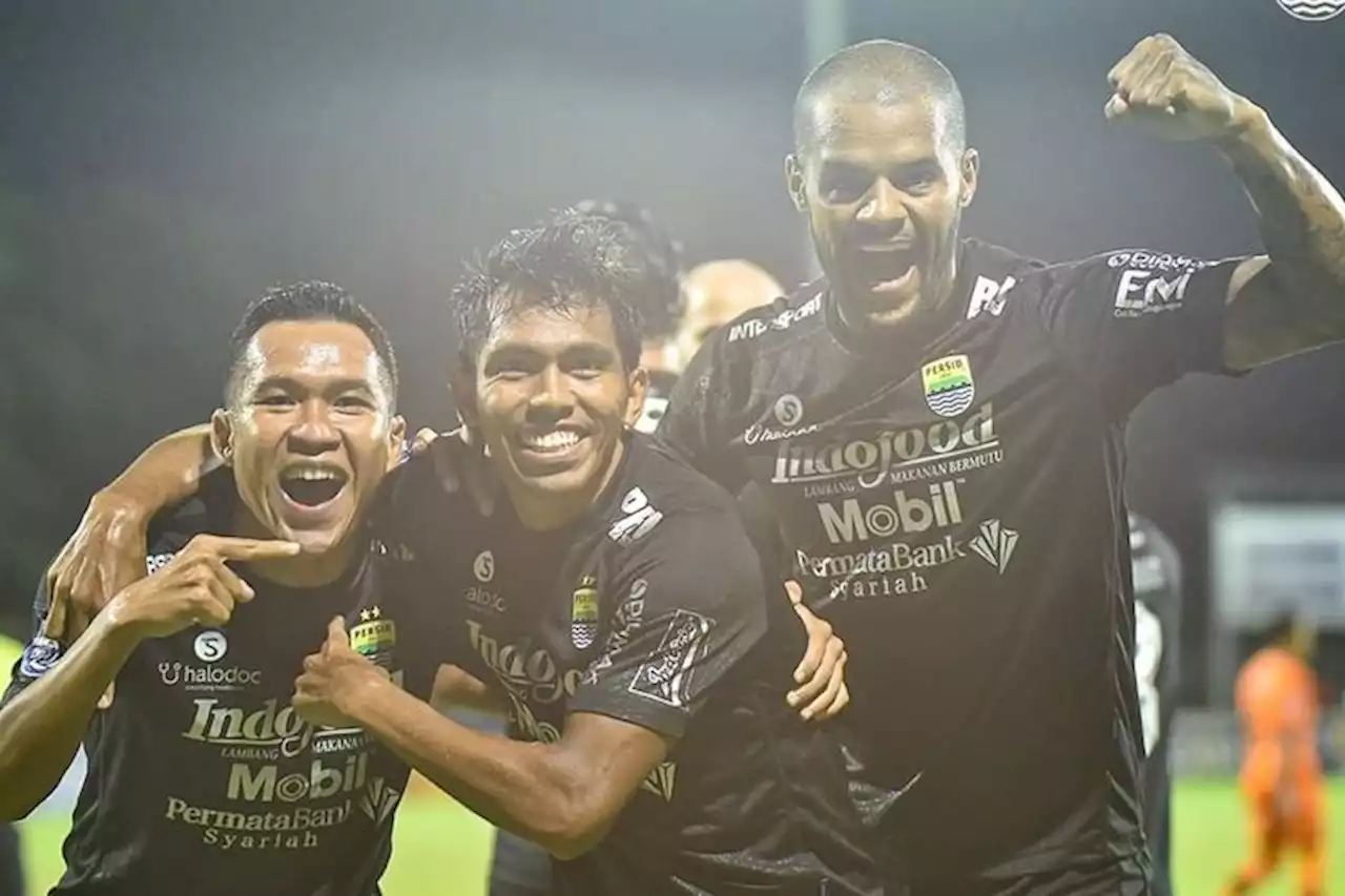 Persib Menang dan Salip Arema FC, Robert Alberts Ungkap Penyesalan - Pikiran-Rakyat.com