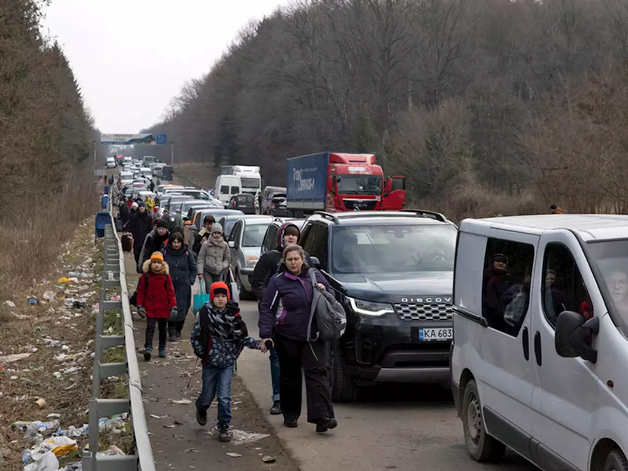 Two kinds of Ukraine war refugees flood Poland, some are not as welcome