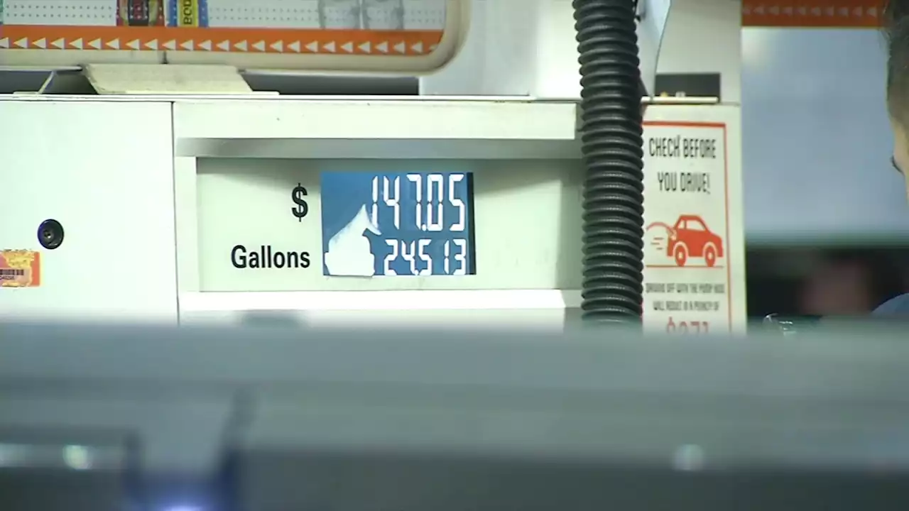 California's average gas price hits new record high with $5.28 a gallon, AAA says