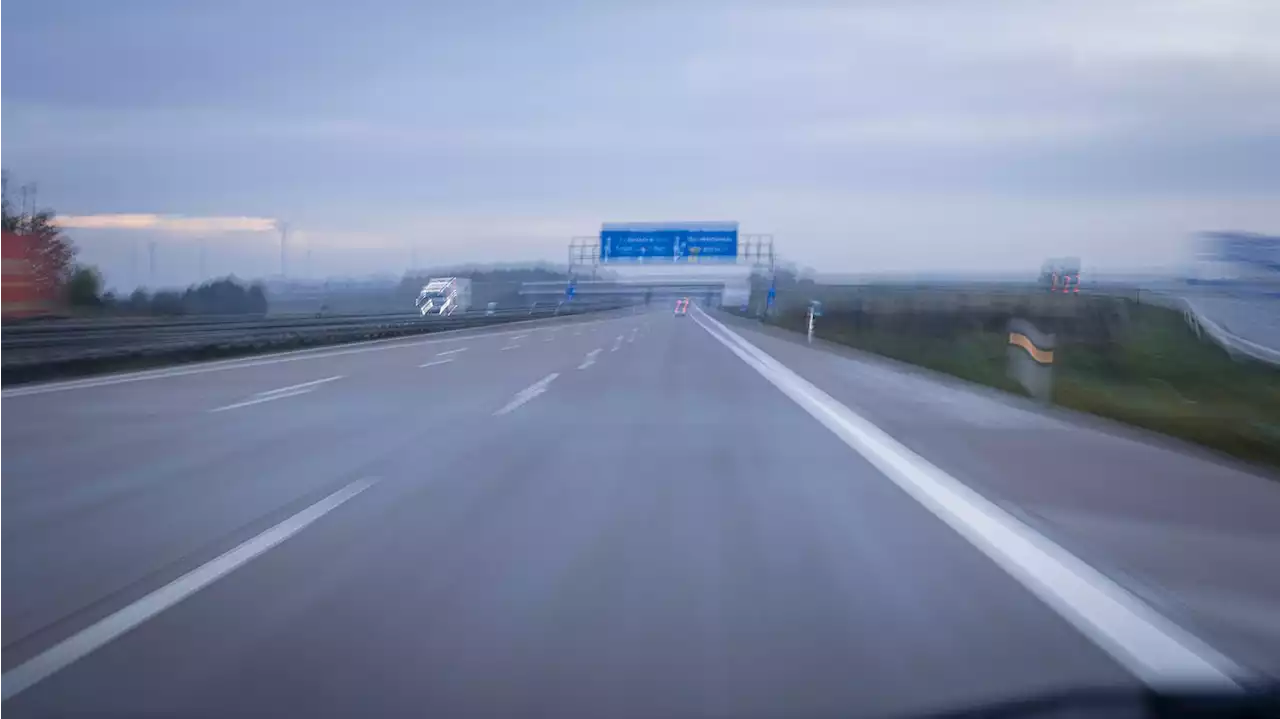 Ukraine-Hilfstransporter auf der A10 verunglückt