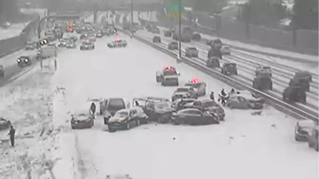 Approximately 50 Cars Involved In Crashes On Icy I-25 In Denver Area