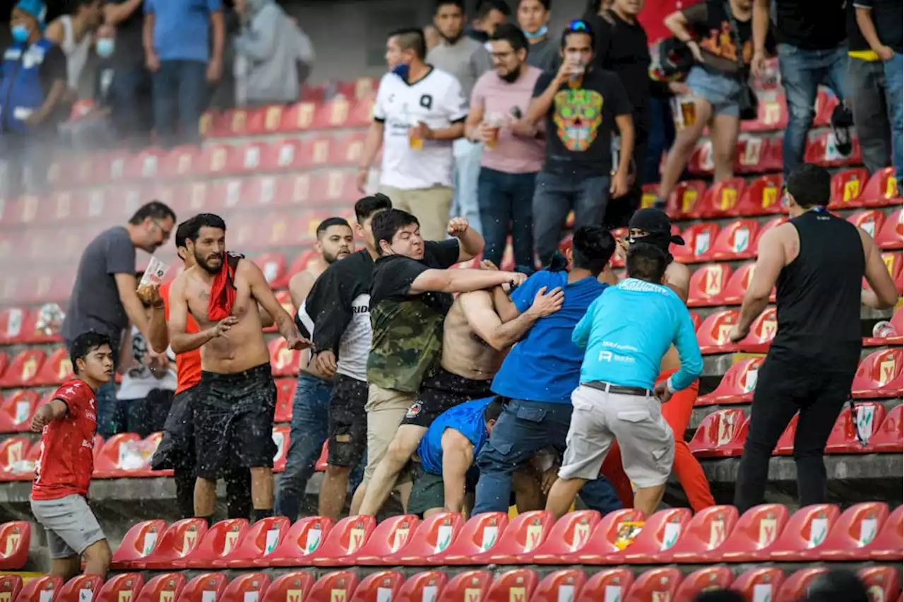 Mexico suspends league soccer matches after massive brawl