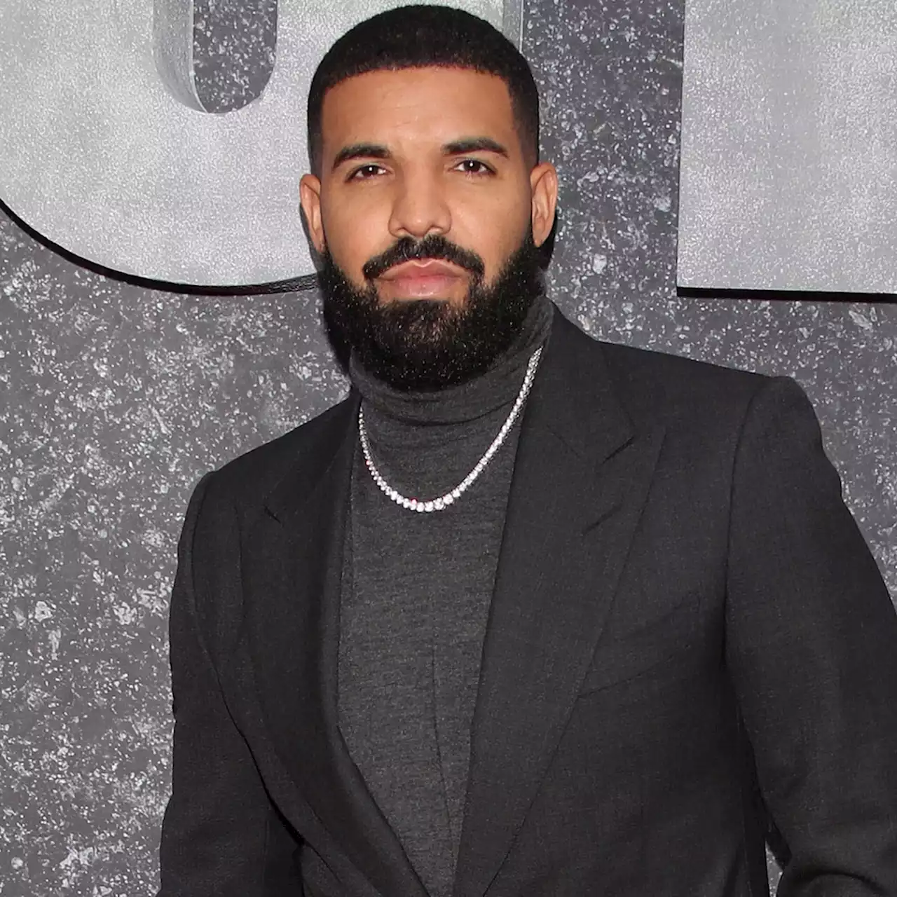 Drake Files for Restraining Order Against 'Stalker' Who Allegedly Sent Death Threats - E! Online