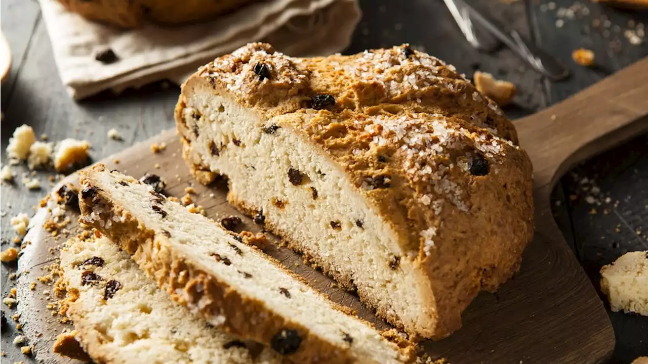 Irish Soda Bread With Raisins