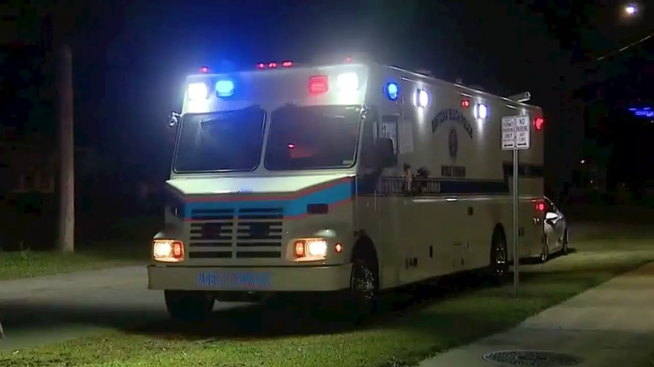 Police: Couple stabbed, throats slashed while riding bikes in Daytona Beach