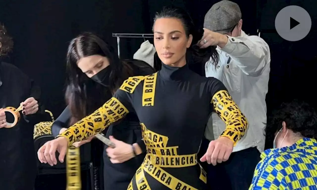 Así se logró el increíble look de Balenciaga con el que Kim Kardashian acaparó la atención en París