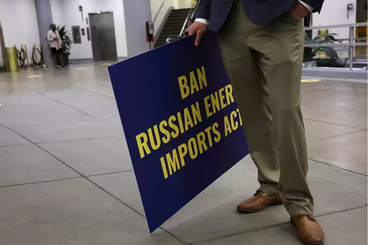 House, Senate agree on Russia trade ban as Putin moves further into Ukraine