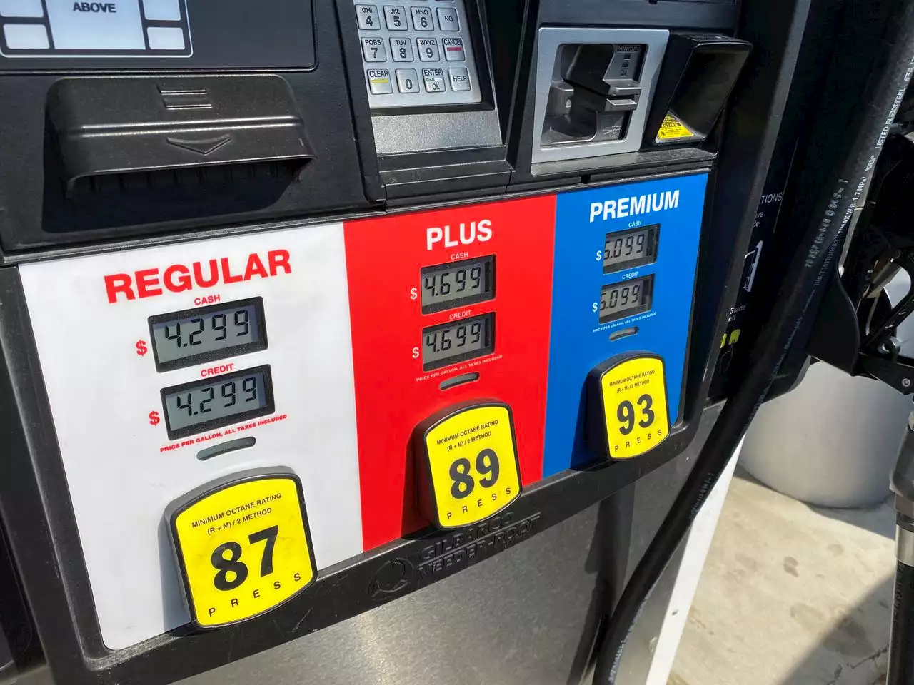 Gas prices hit record highs in Pennsylvania, New Jersey