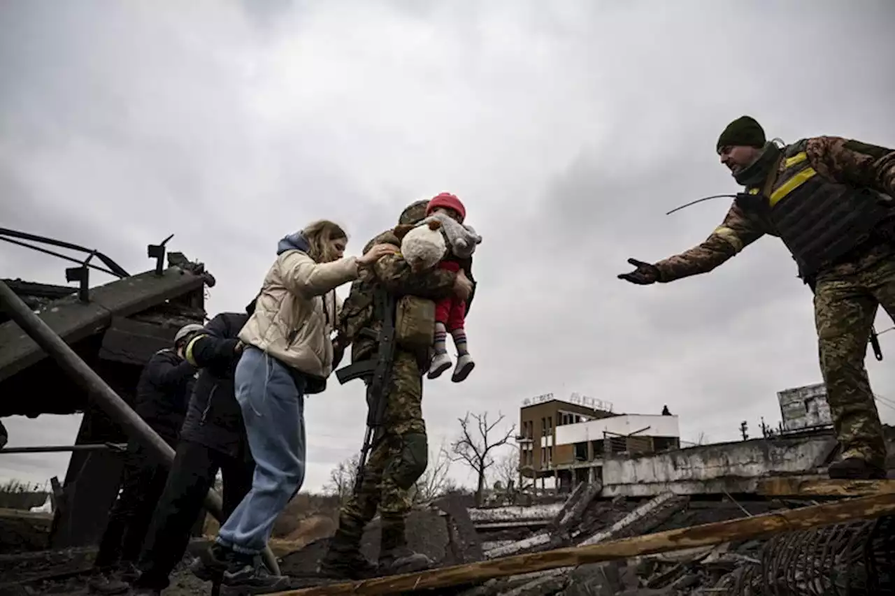 Video Shows Moment Mortar Killed Four Civilians Trying to Flee Ukrainian City Near Kyiv