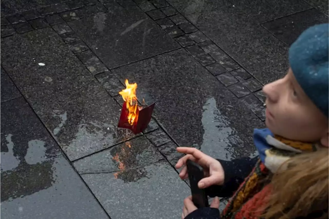 Russians living in Serbia join rally against Ukraine war