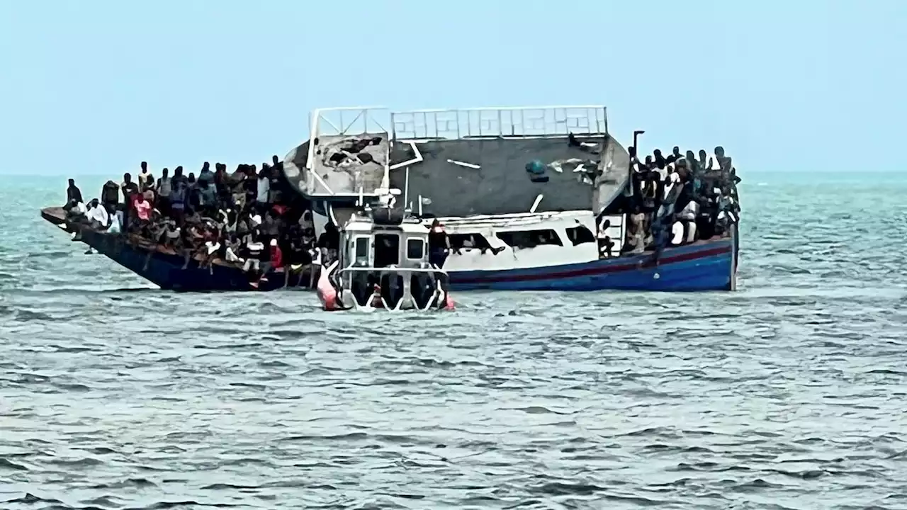 Boat carrying Haitian migrants grounds off the Florida Keys