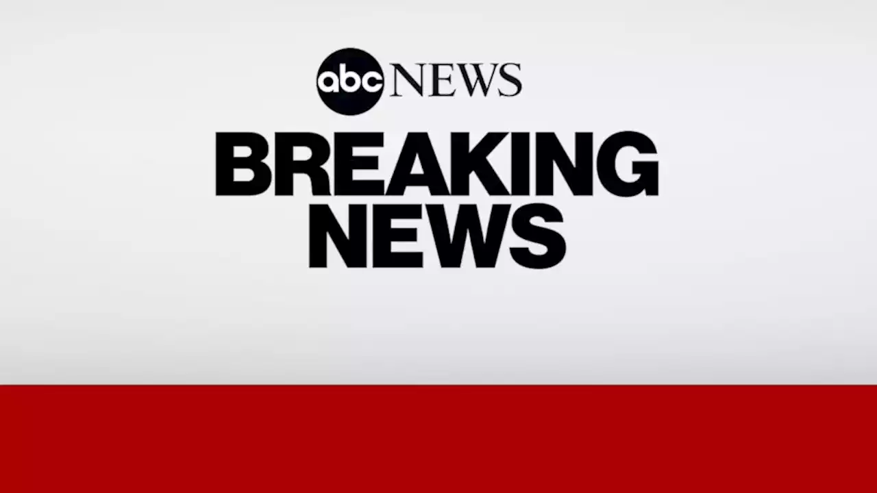 Multiple people shot outside Des Moines, Iowa, high school