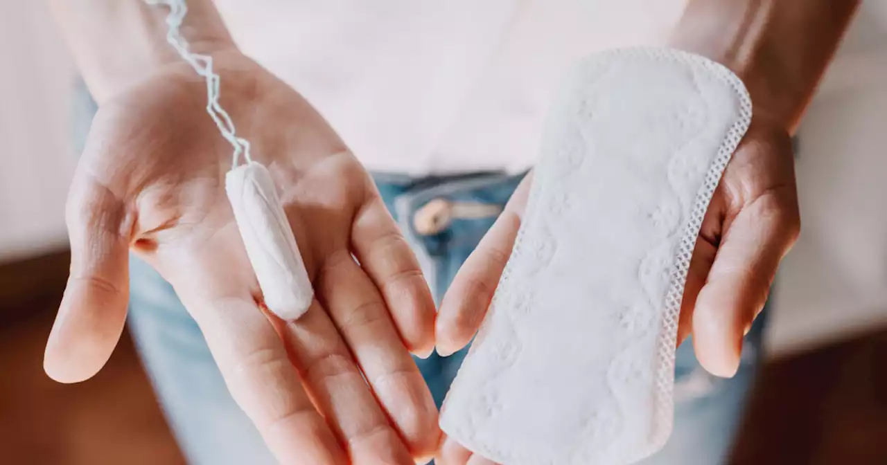 Får gratis bind og tamponger