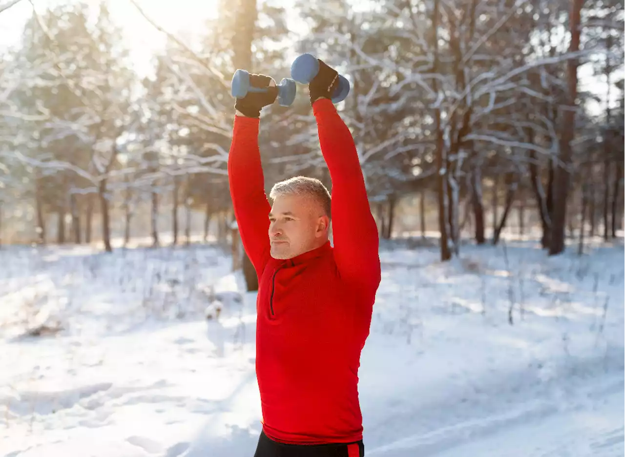 Secret Exercise Tricks To Tone Sagging Arm Skin While Walking, Trainer Says — Eat This Not That