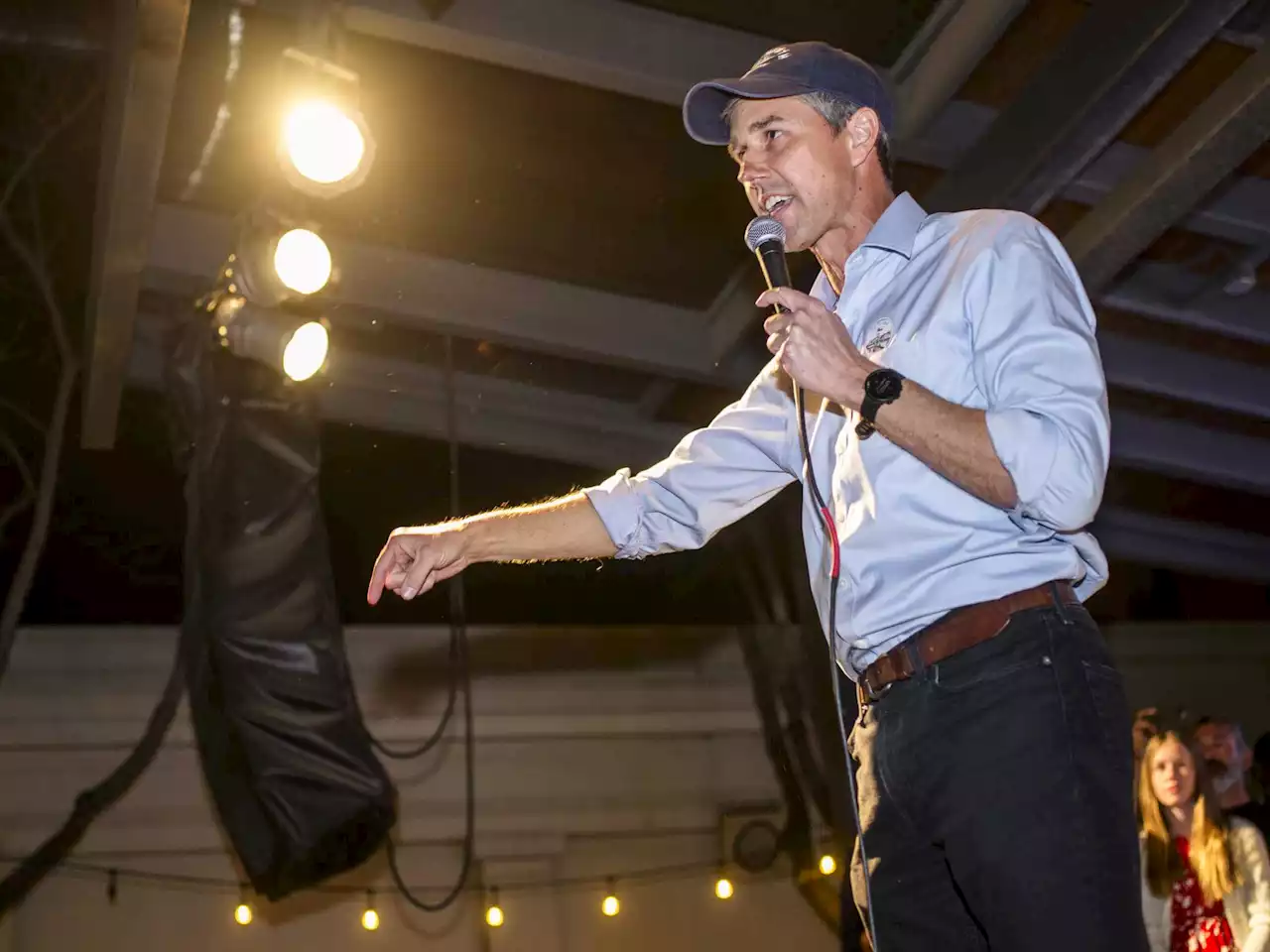 Gov. Abbott mega-donor Kelcy Warren sues Democrat Beto O’Rourke for defamation