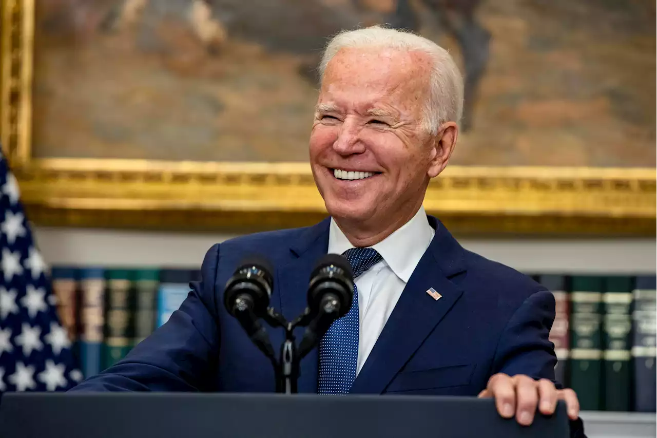 If Biden Extends Student Loan Payment Pause, These 3 Things Would Happen