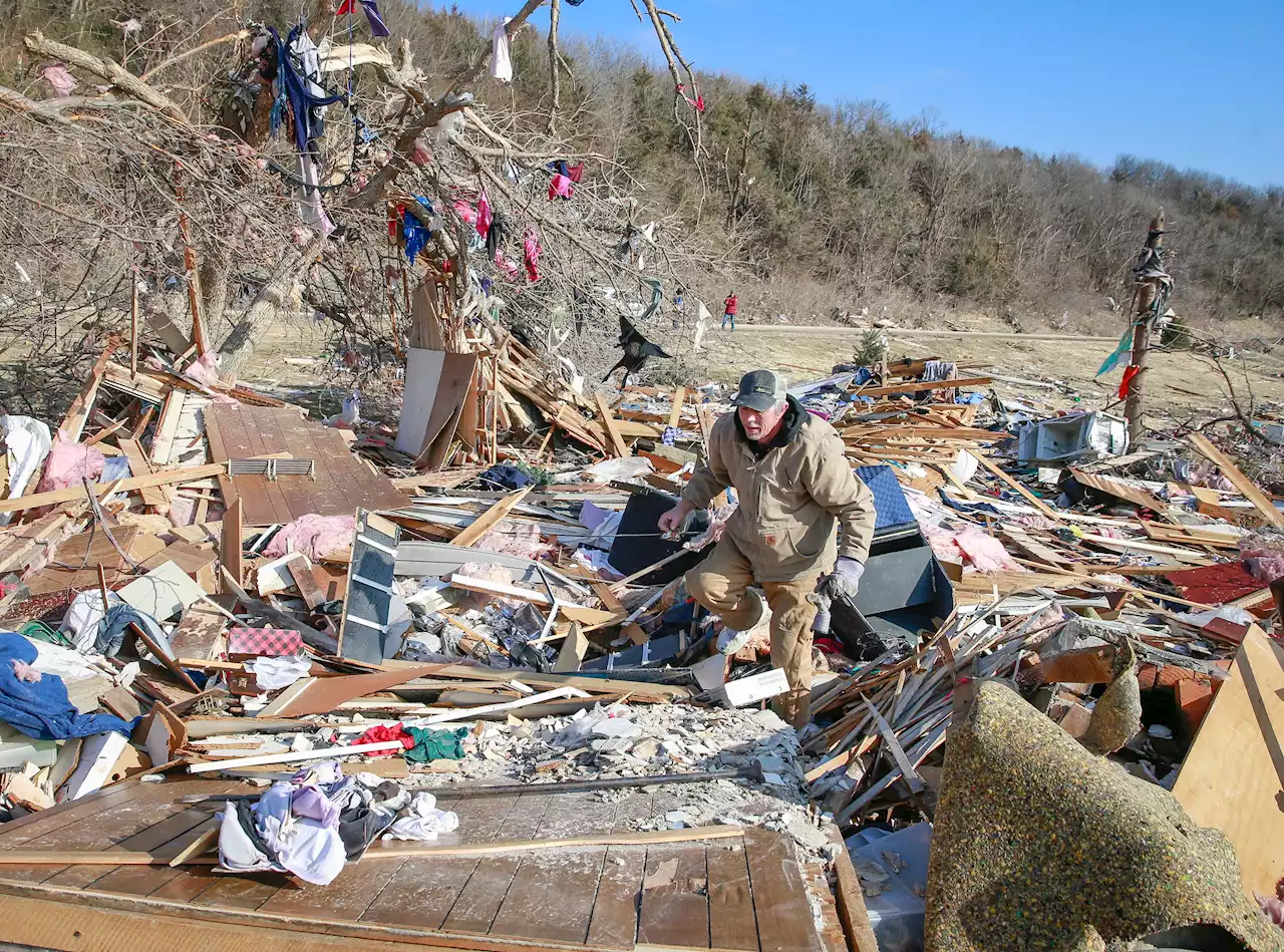 4 Of 7 Killed In Iowa Tornadoes From Same Family: Sheriff