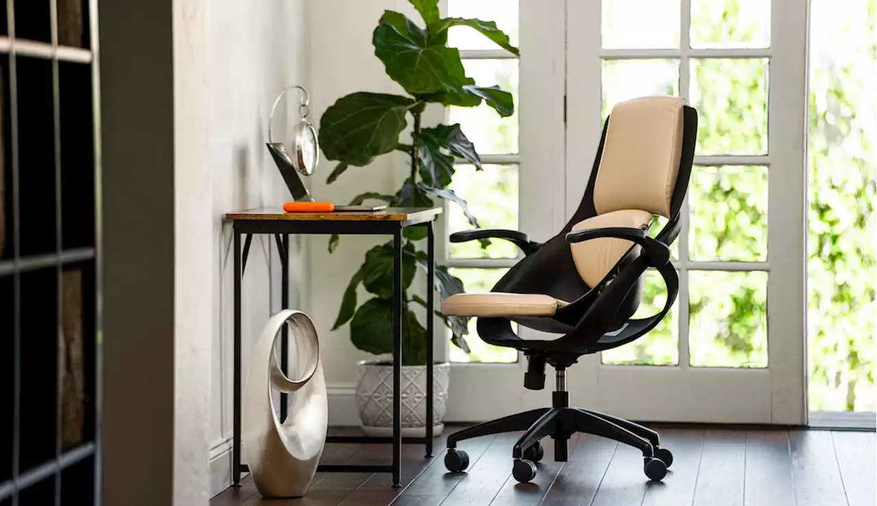 I Tried This Lumbar-Supporting Office Chair for One Week—And My Posture Has Never Been Better