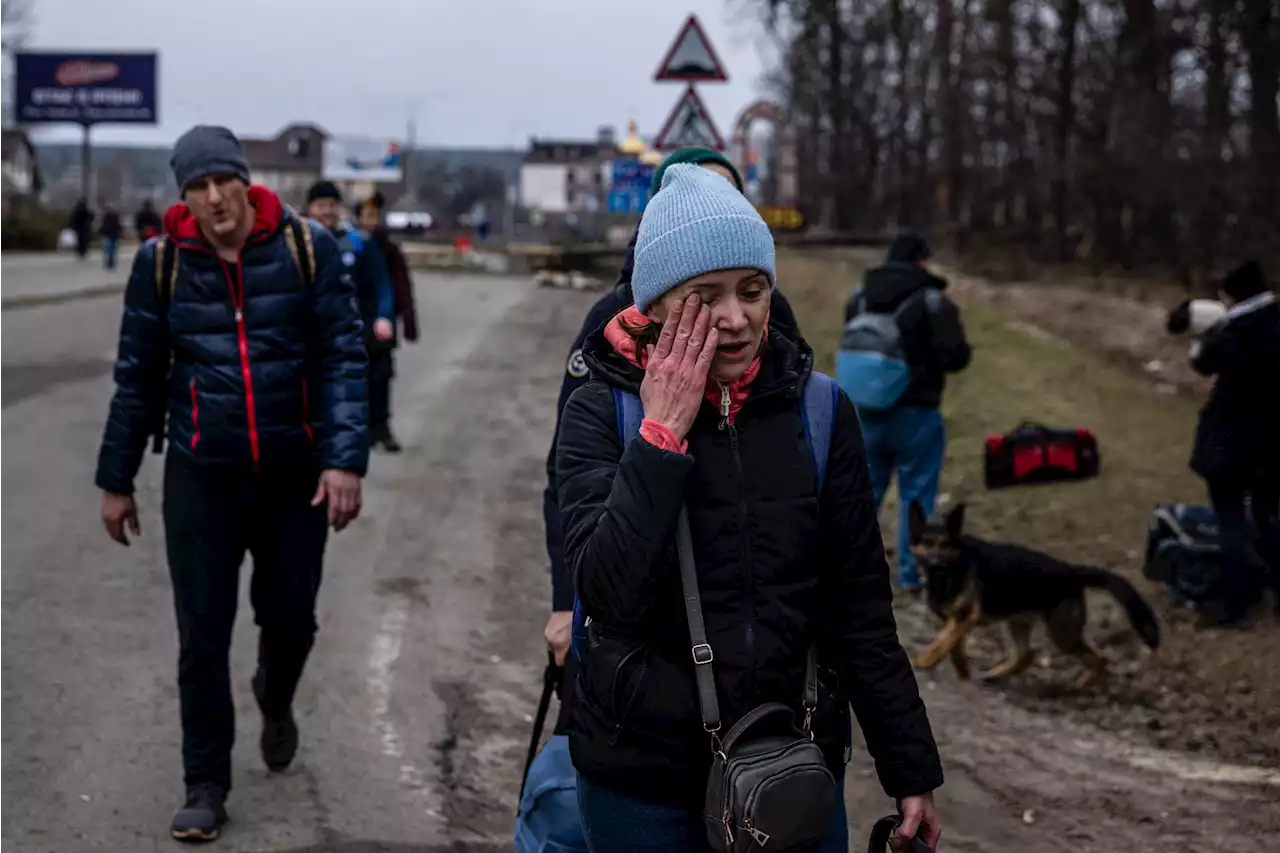 Civilians Flee Ukrainian City as 1 Safe Corridor Opens for Evacuations, Aid