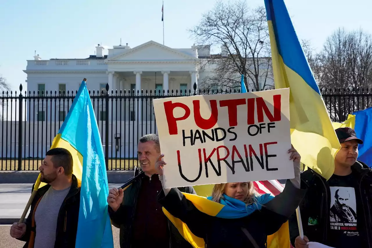 US may act alone to ban Russian oil imports, sources say