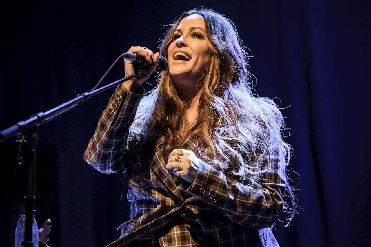 Alanis Morissette Details Jagged Little Pill 25th Anniversary Tour