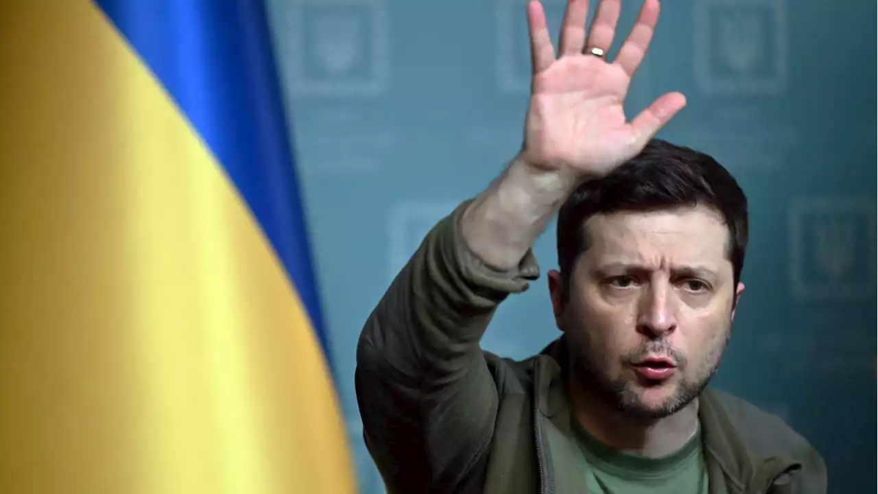 Zelensky Defiantly Doubles Down on Promise to Stay in Kyiv: ‘I’m Not Afraid of Anyone’