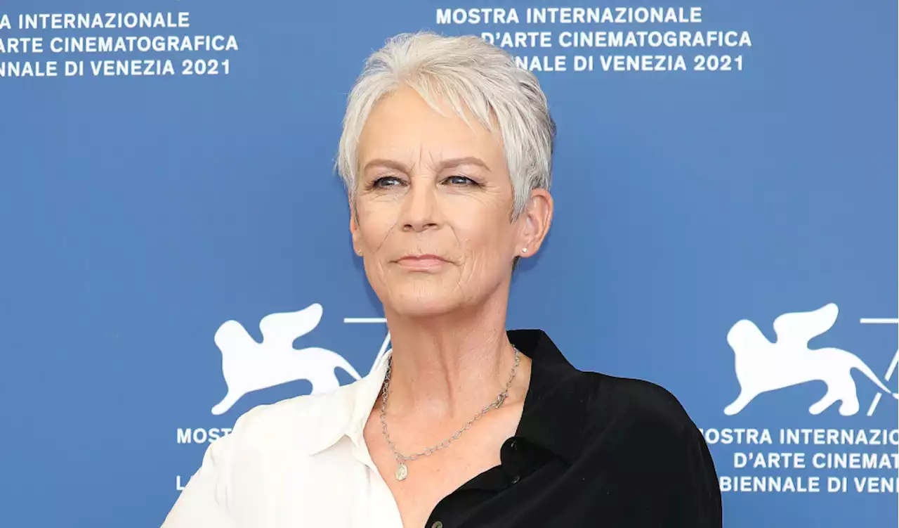 Jamie Lee Curtis Felt ‘Embarrassed’ by ‘Trading Places’ Nude Scene: ‘Did I Like It? No’