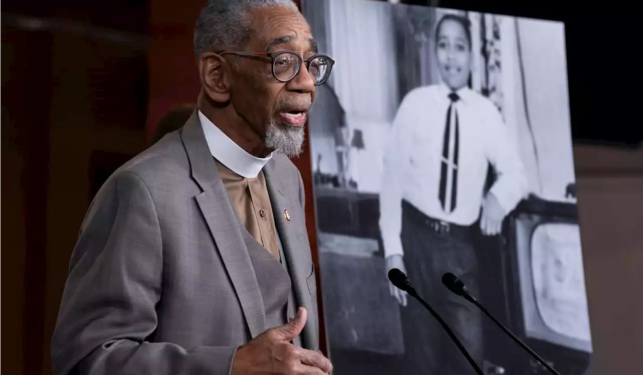 Congress passes Emmett Till bill making lynching a federal hate crime