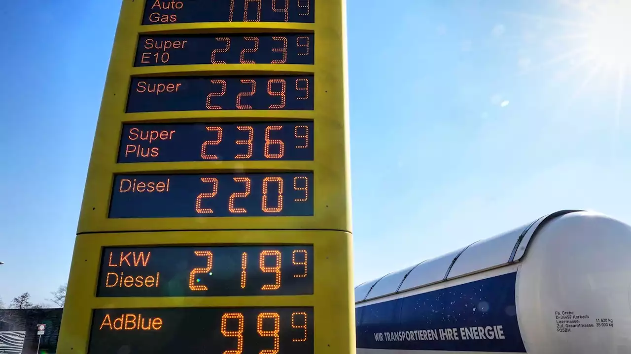 Teurer Sprit: Kostet Benzin bald drei Euro pro Liter?